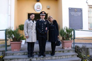 il Generale C.A. Leonardo Gallitelli insieme a moglie e figlio del Carabiniere Claudio Pezzuto